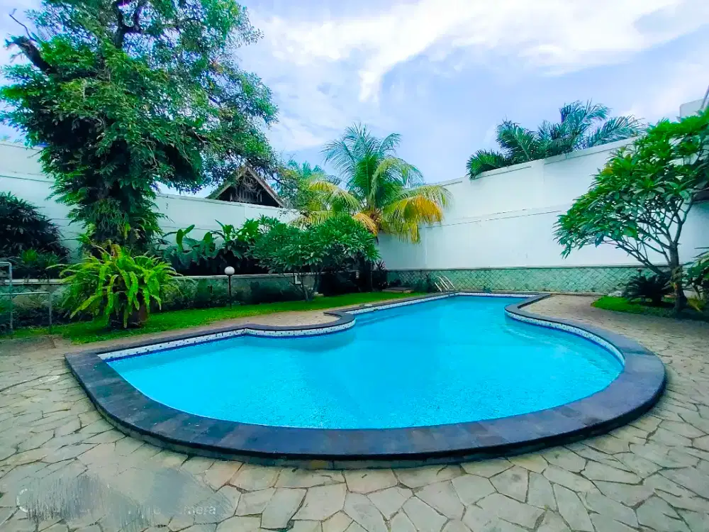 JASA TUKANG KOLAM RENANG