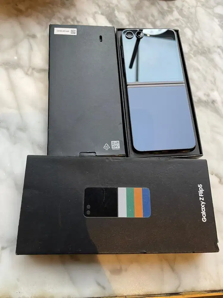 Di Cari untuk di beliSamsung Z Flip 5 512gb SEiN