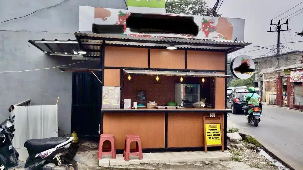 Dijual container both atau container food baru 3 bulan