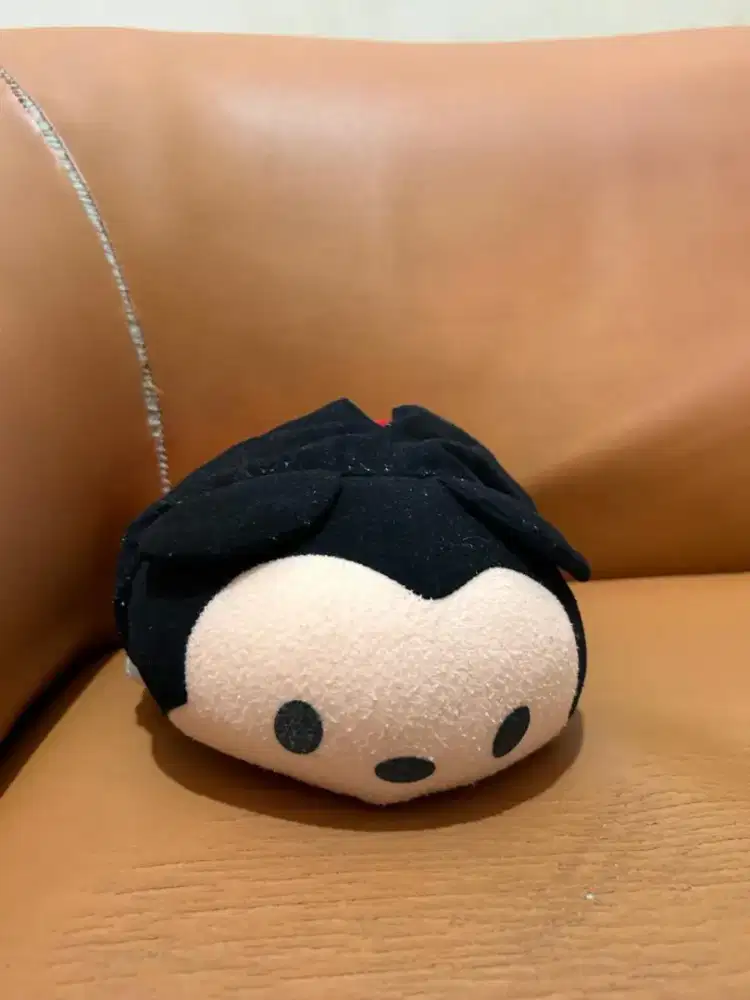 Tempat tisu tsum tsum
