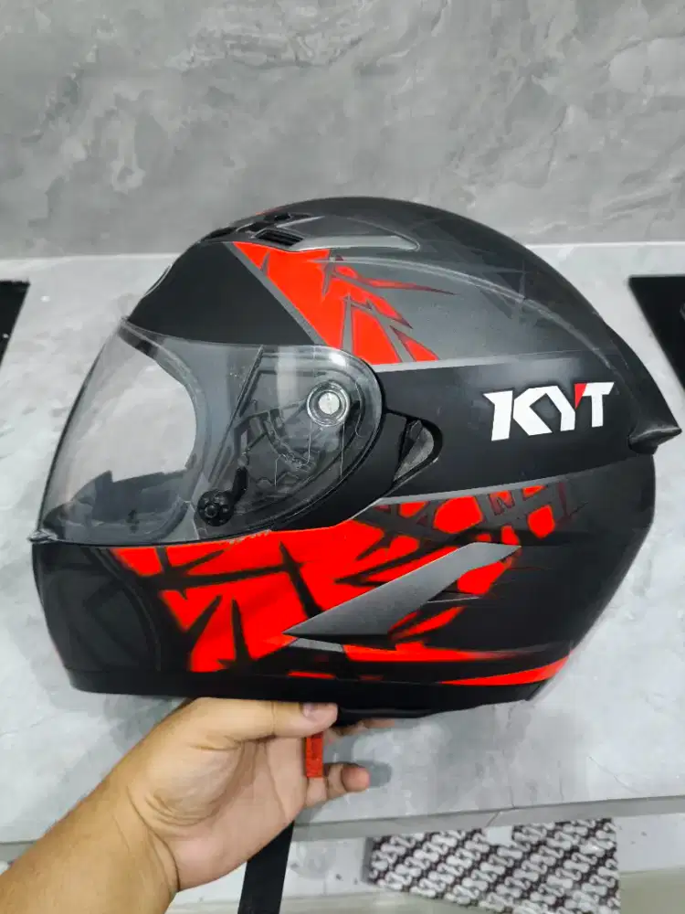 Helm Full Face KYT Falcon FR Spike Red Doff M+Visor