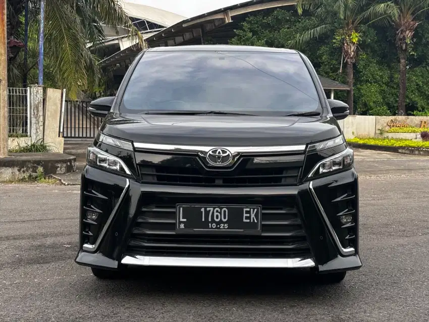 Toyota Voxy AT 2020 “Service Record” TGN 1 kredit DP 30jt