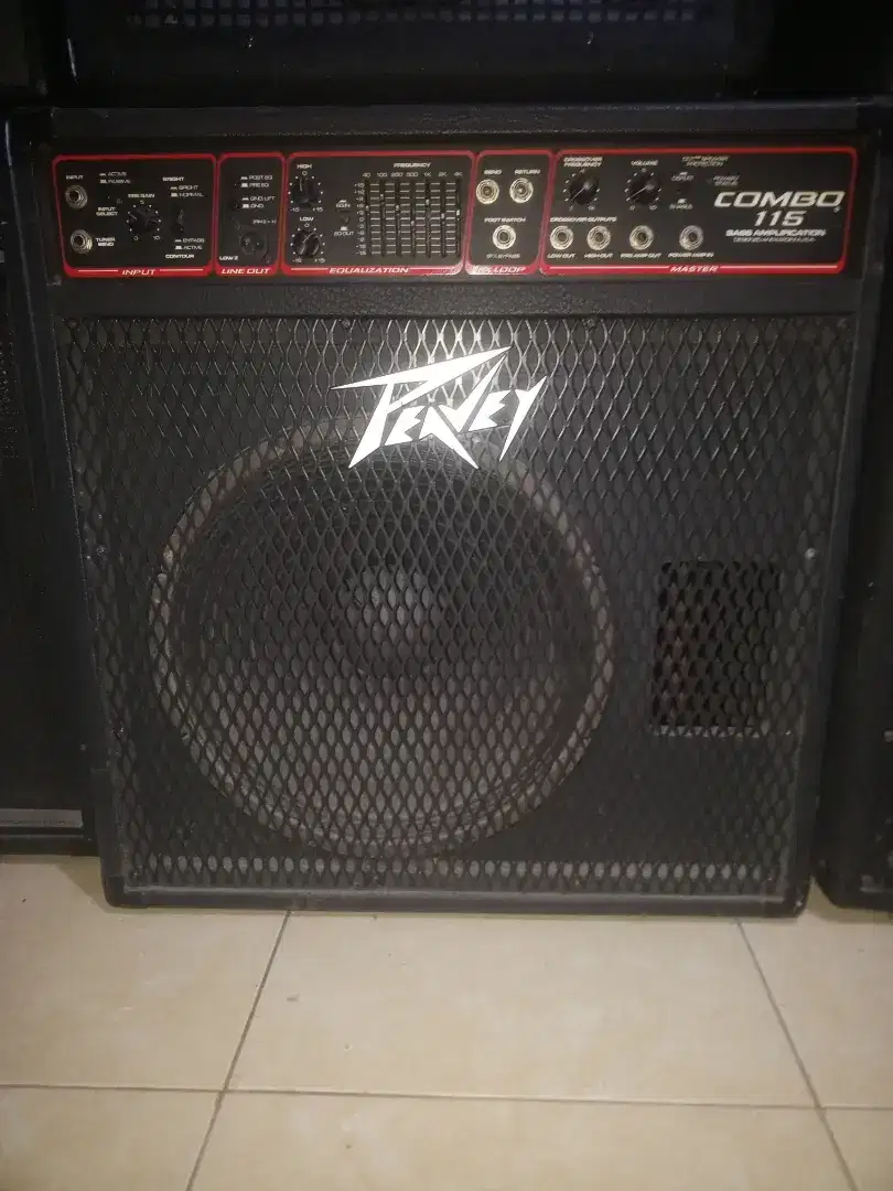 Ampli bass PEAVEY COMBO -115 Made in USA