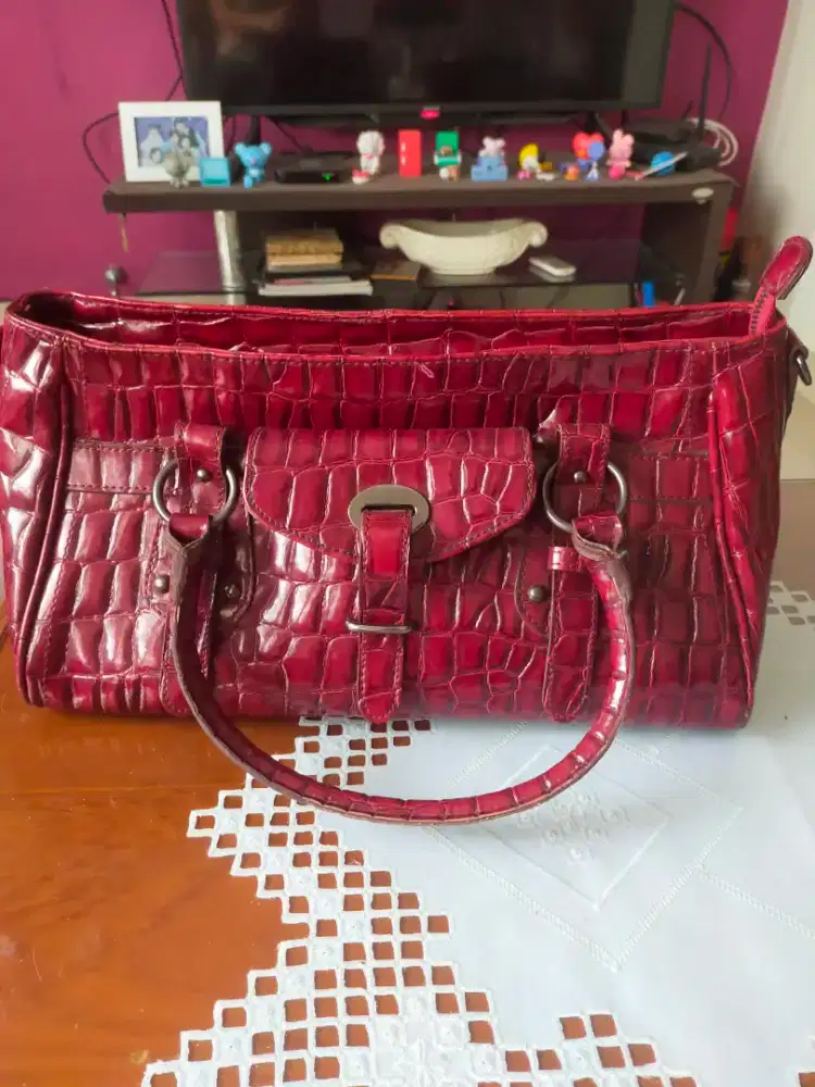 Tas Charles n Keith