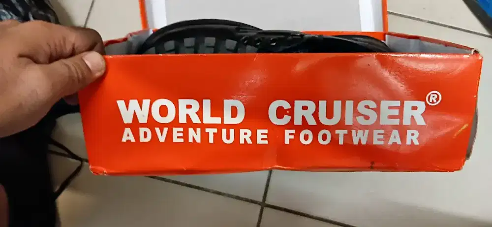 SEPATU ADVENTURE / SAFETY