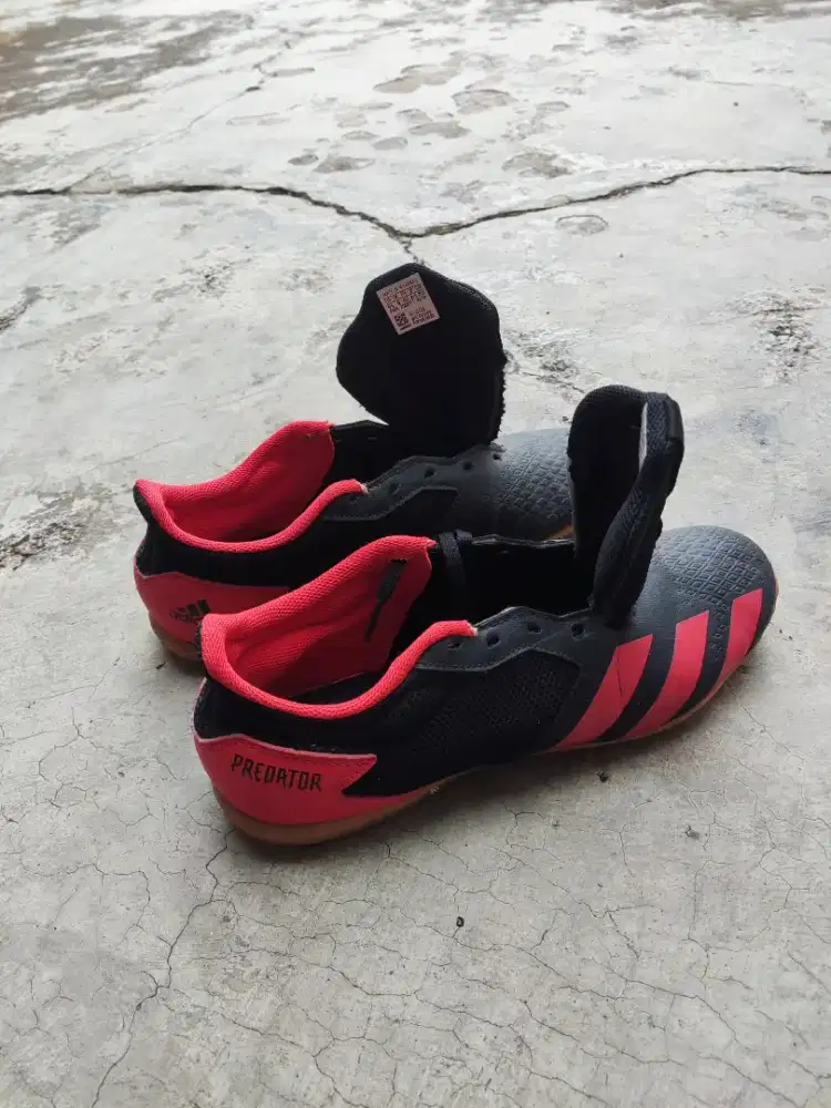 Dijual Sepatu Futsal Predator Adidas #42