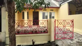 Di kontrakan Rumah Bukit Cimanggu City Blok S8 No. 16