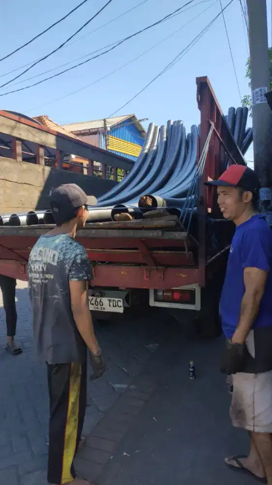 Di Butuhkan Sopir Truk Serabutan