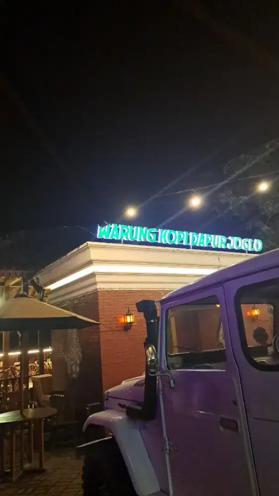 Di butuhkan admin dan waitres utk resto Dapur joglo kalasan yogya