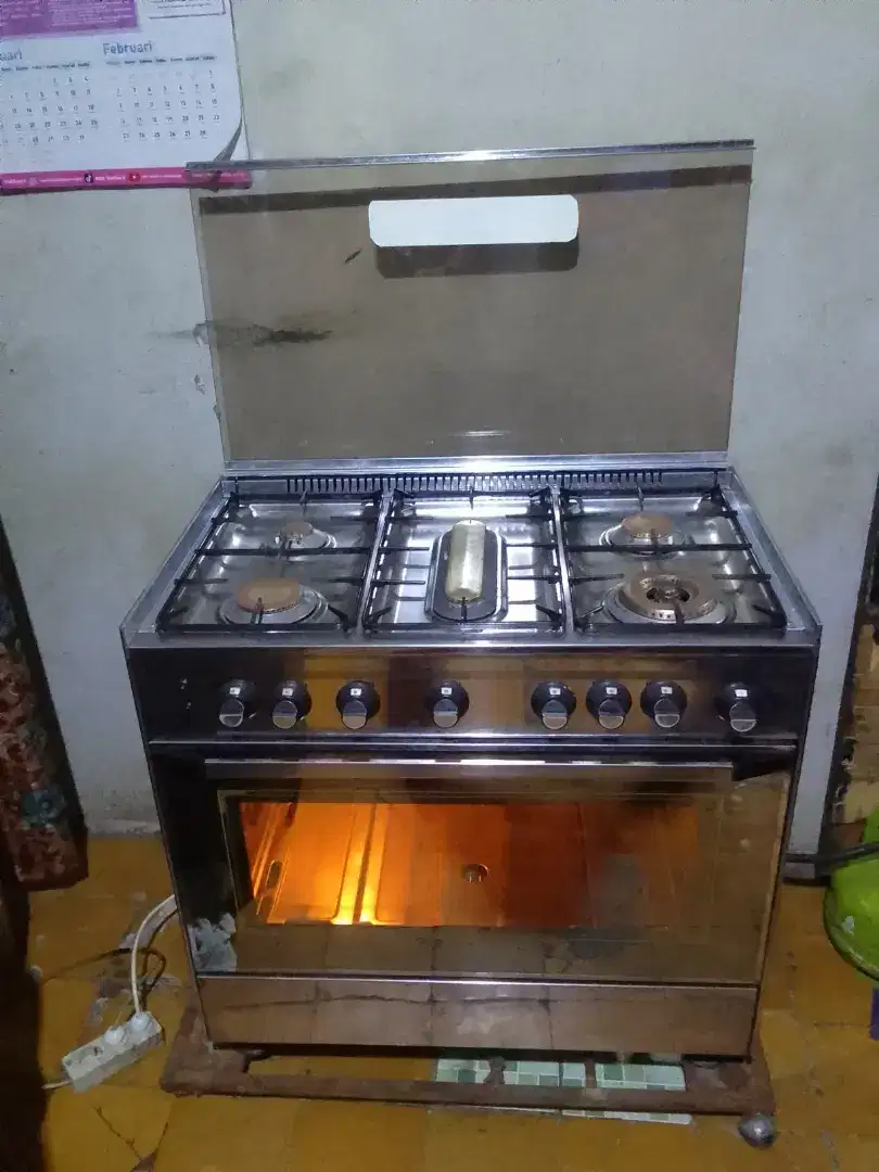 Di jual kompor 5 tungku full oven Xper