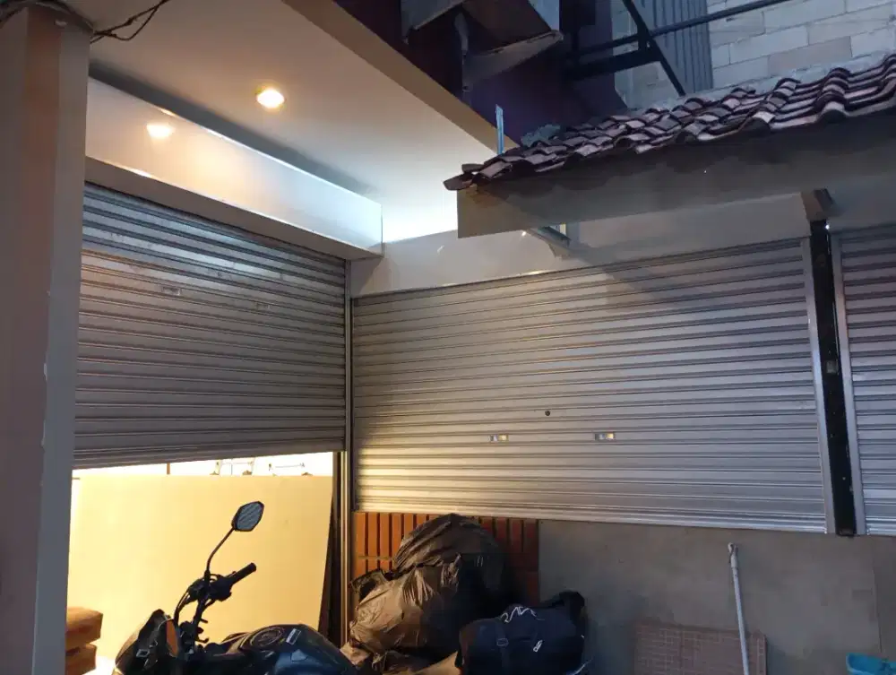 Rolling door folding gate kusen aluminium dll