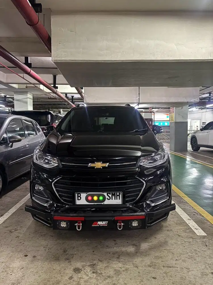 Chevrolet Trax Premiere Hitam 2018
