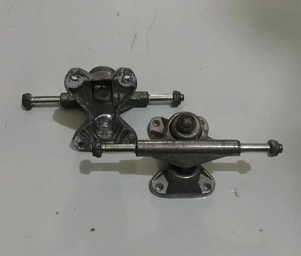 Skateboard Truck Sparkle Original 1set