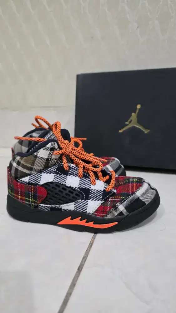 PRELOVED NIKE AIR JORDAN 5