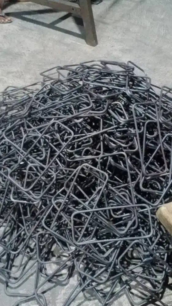 Jual Besi koLom praktis.