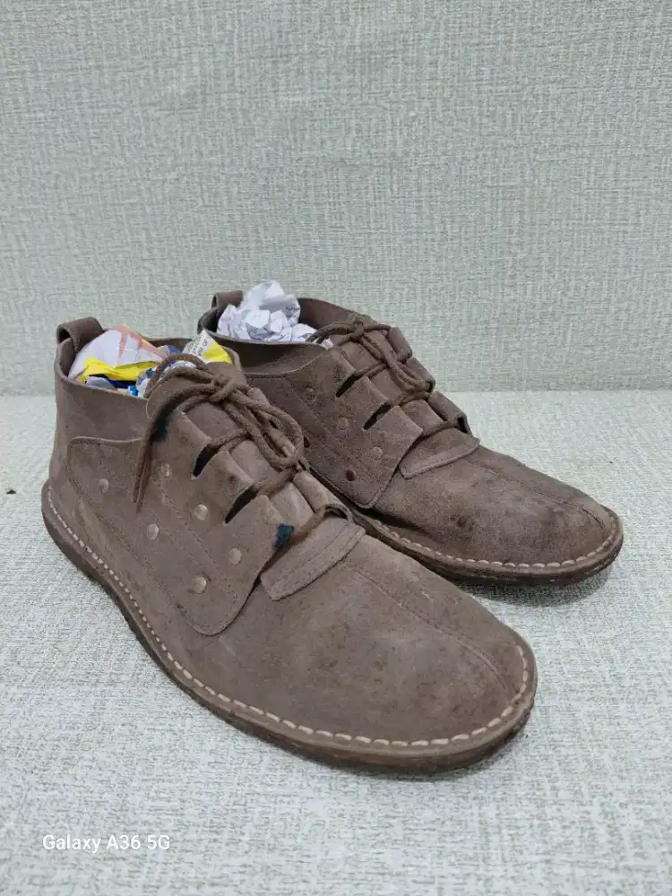 Salvo shoes kulit suede tapak latek
size 42 insole 26.5 cm