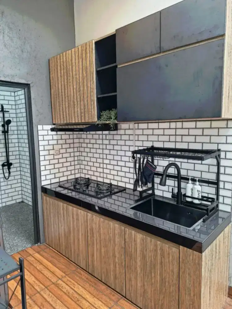 KITCHENSET,CUSTOM INTERIOR