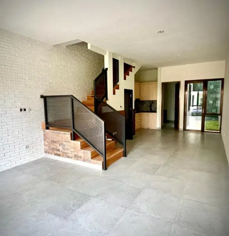 Rumah Baru Industrial Design Dekat Jalan Toll BSD city
