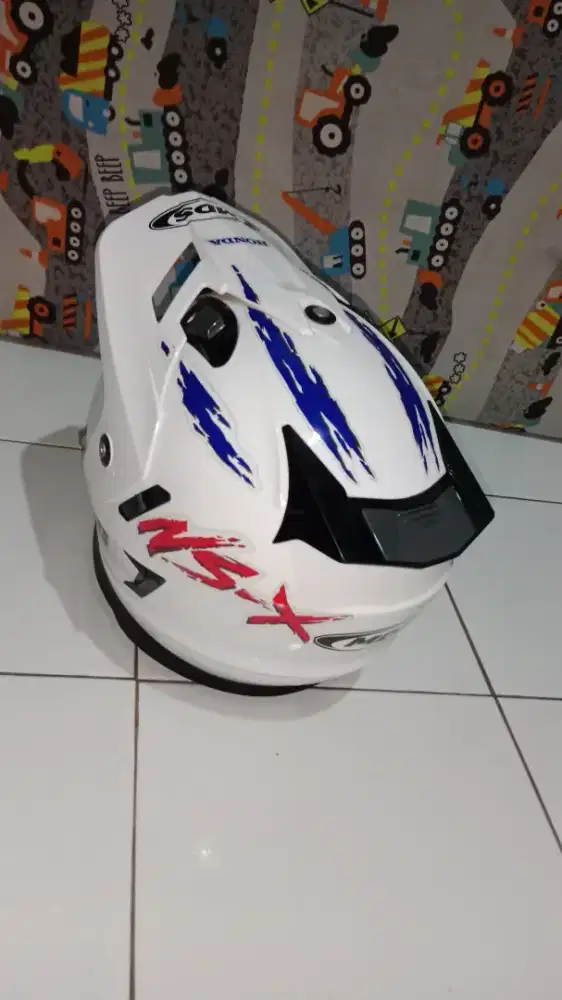 Helm mds supermoto