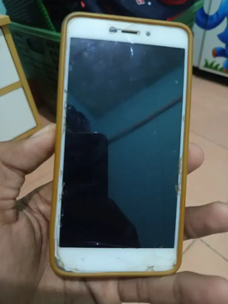 Xiaomi redmi 4A Minus LCD harus ganti