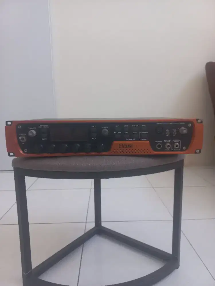 Efek Gitar Eleven Rack