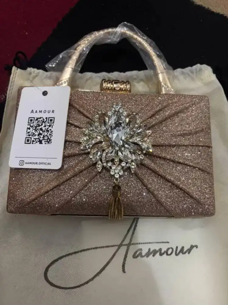 Dijual tas merk amouur