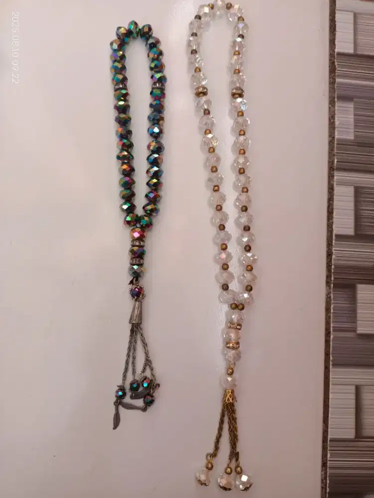 Tasbih, Alat Zikir Bahan Kristal
