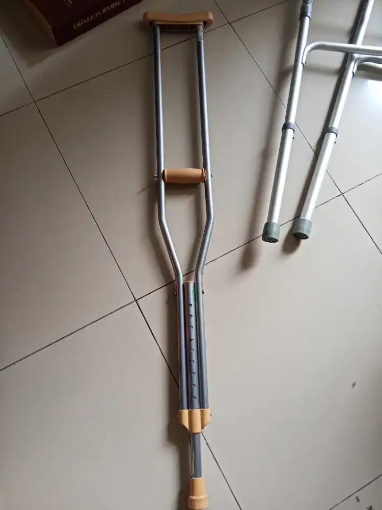 Baymed Tongkat Ketiak / Crutch / Kruk Stainless Alat Bantu Jalan