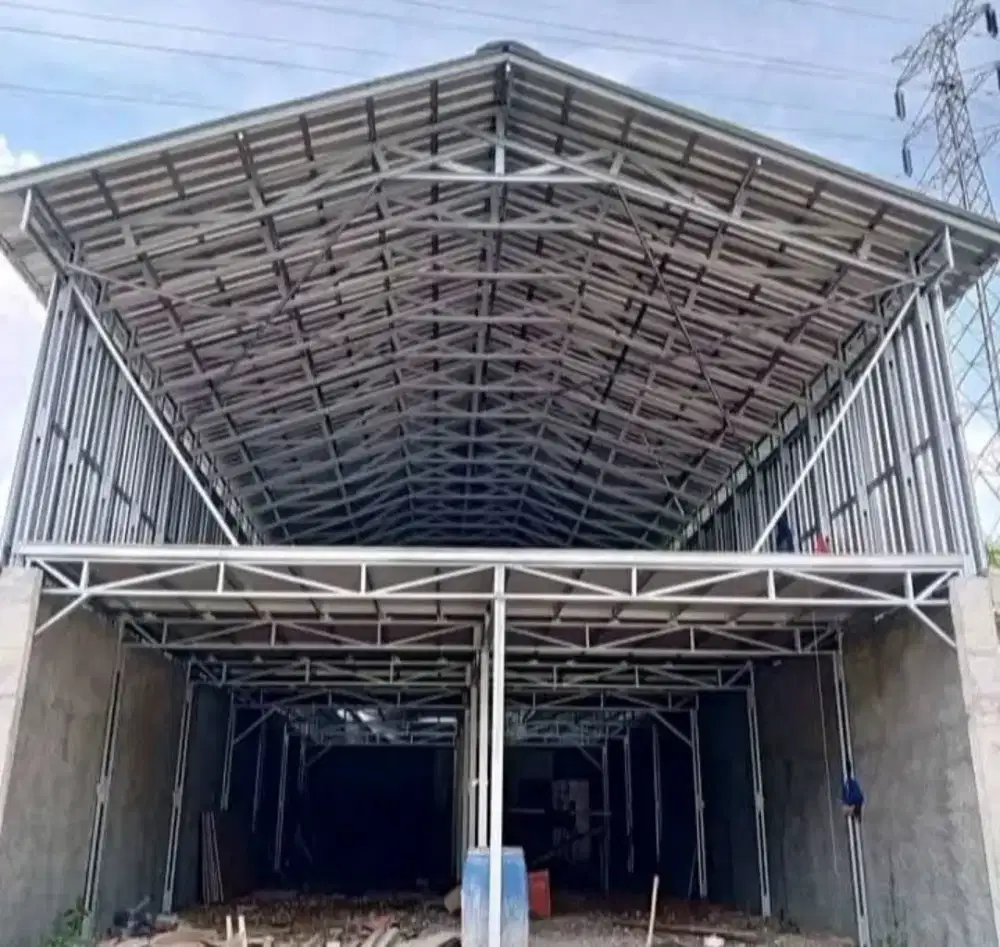 Gudang rangka bajarigan terpasang