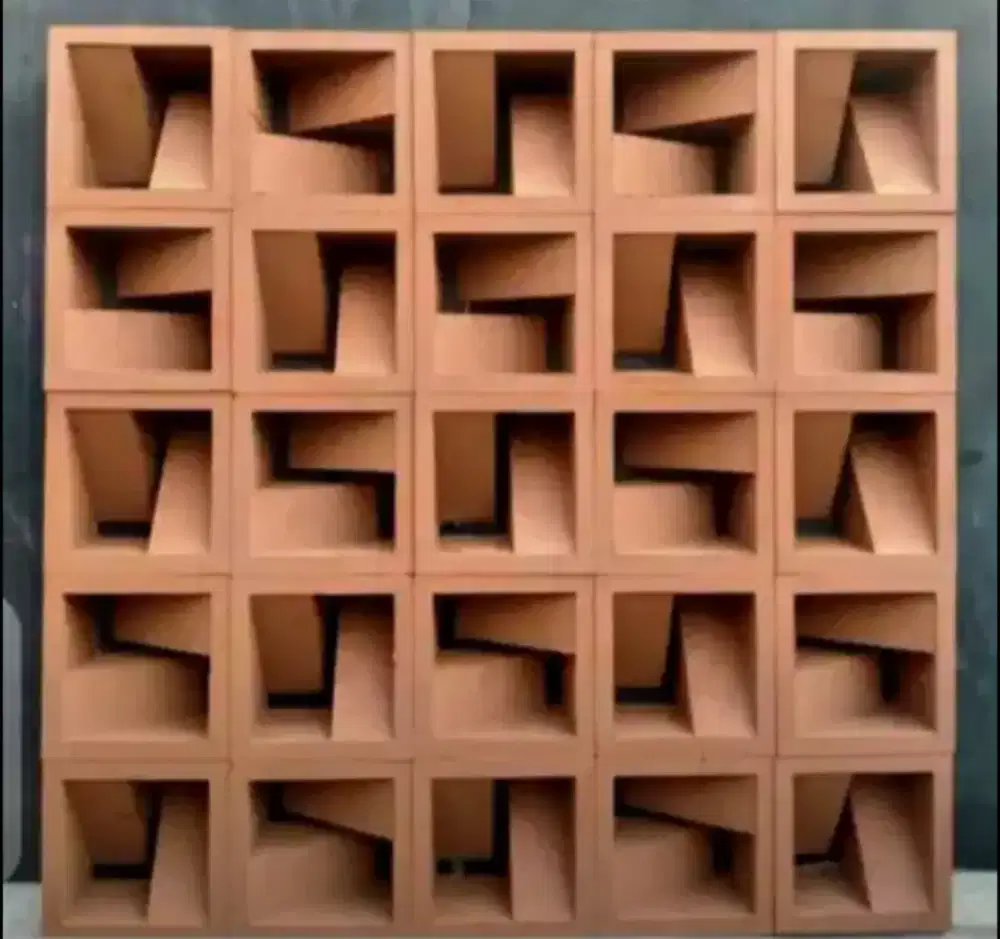 LOSTER BETON MINIMALIS