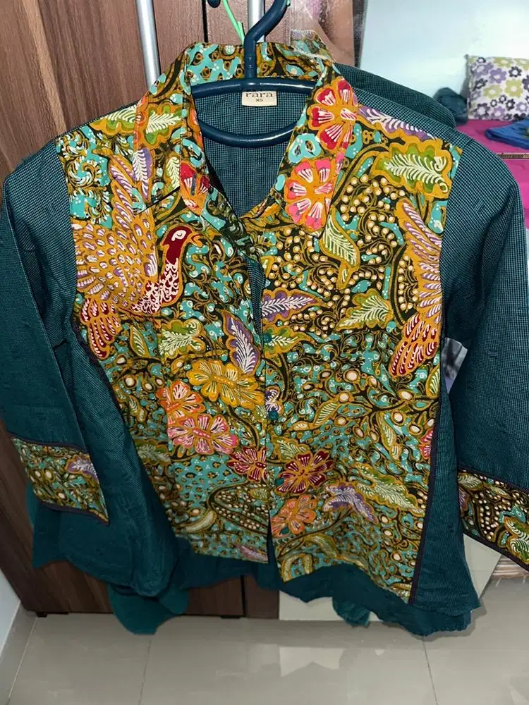 Atasan Batik Nona Rara