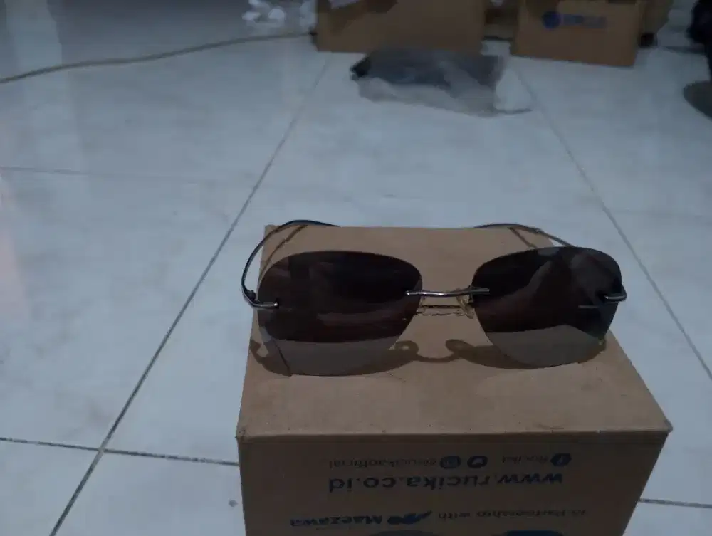 Kacamata sunglass Gucci lensa Silver bagus