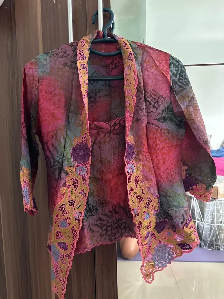 Kebaya viscose bordir