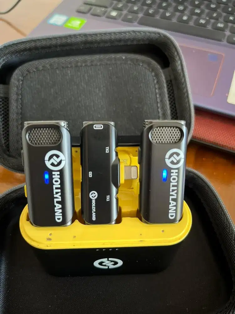 Hollyland Lark C1 Wireless Mic for iOS