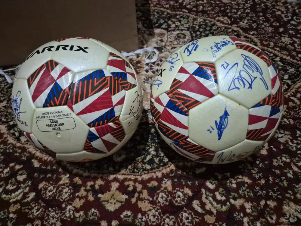 Bola AFF 2020 Tanda Tangan Timnas Indonesia