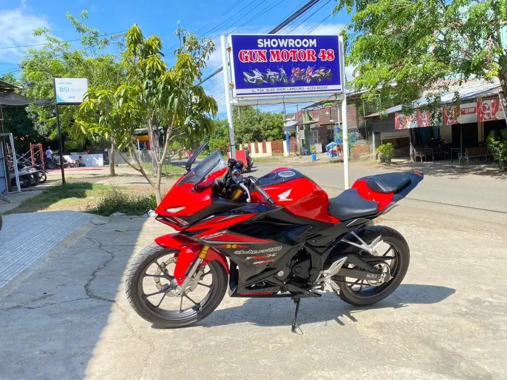 Di jual honda CBR 150 tahun 2025