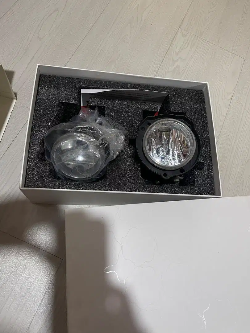 Lampu fog lamp original calya 2021 original
