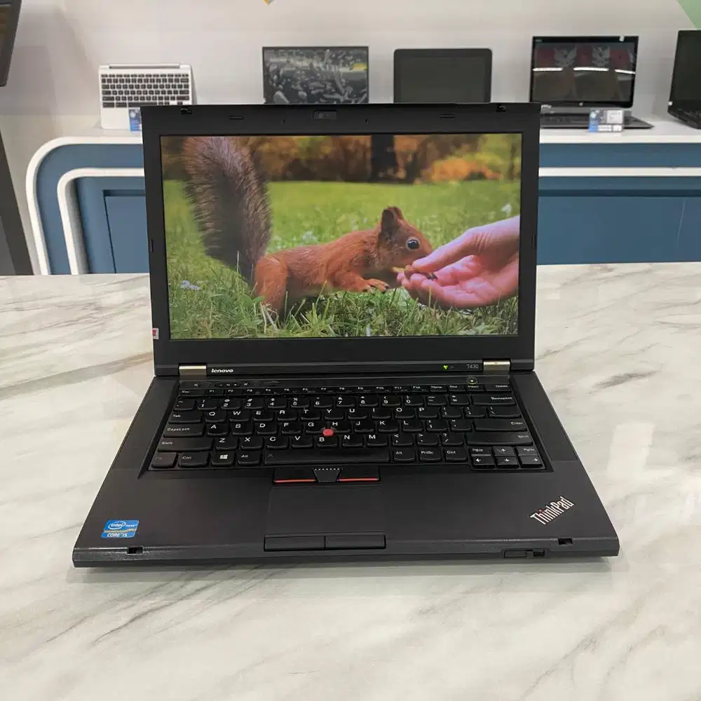 [L32] Laptop Editing i5 8GB 256GB Siap Pakai Garansi