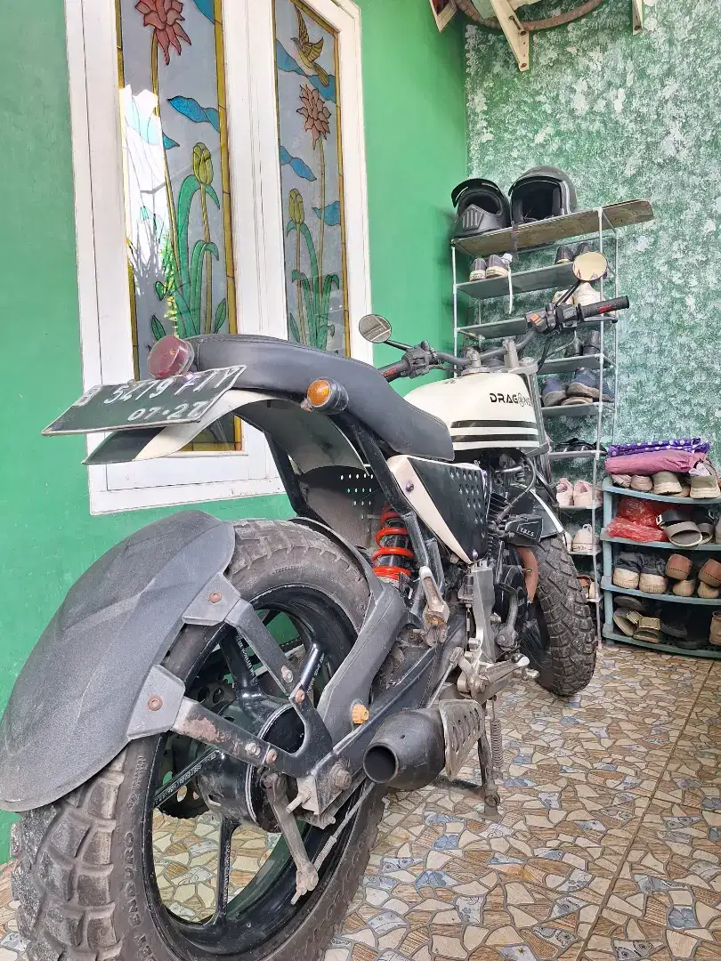 Motor Custom Scrambler basic Byson