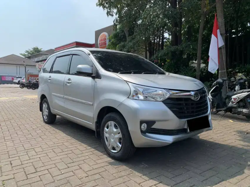 TURUN HARGA!! DAIHATSU XENIA R STD MT 2018 SILVER