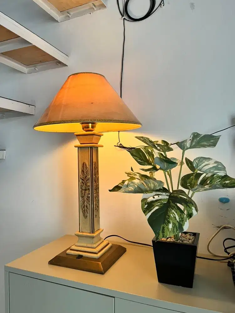 Lampu Tidur Antik Made In Italy