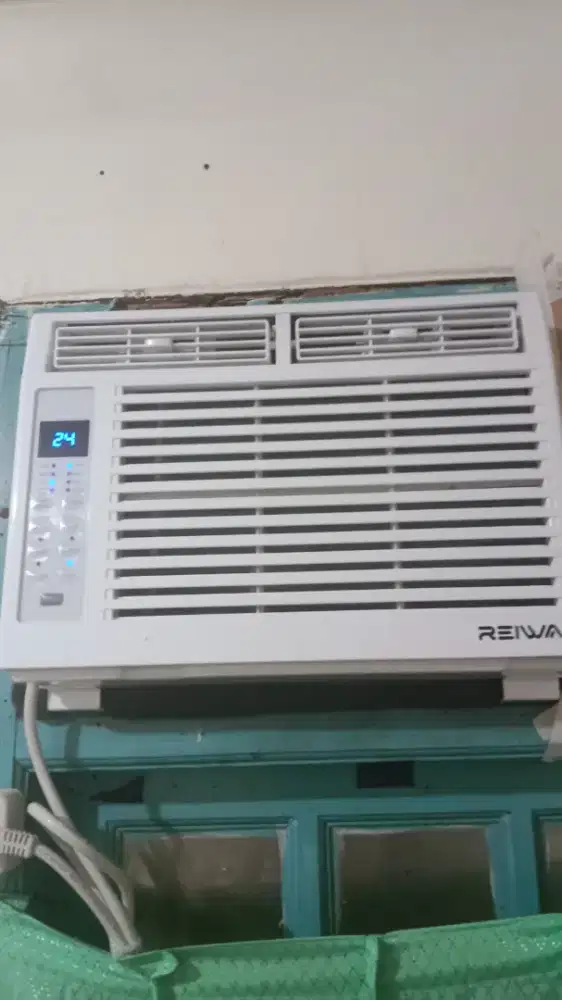 AC window reiiwa 1/2 pk