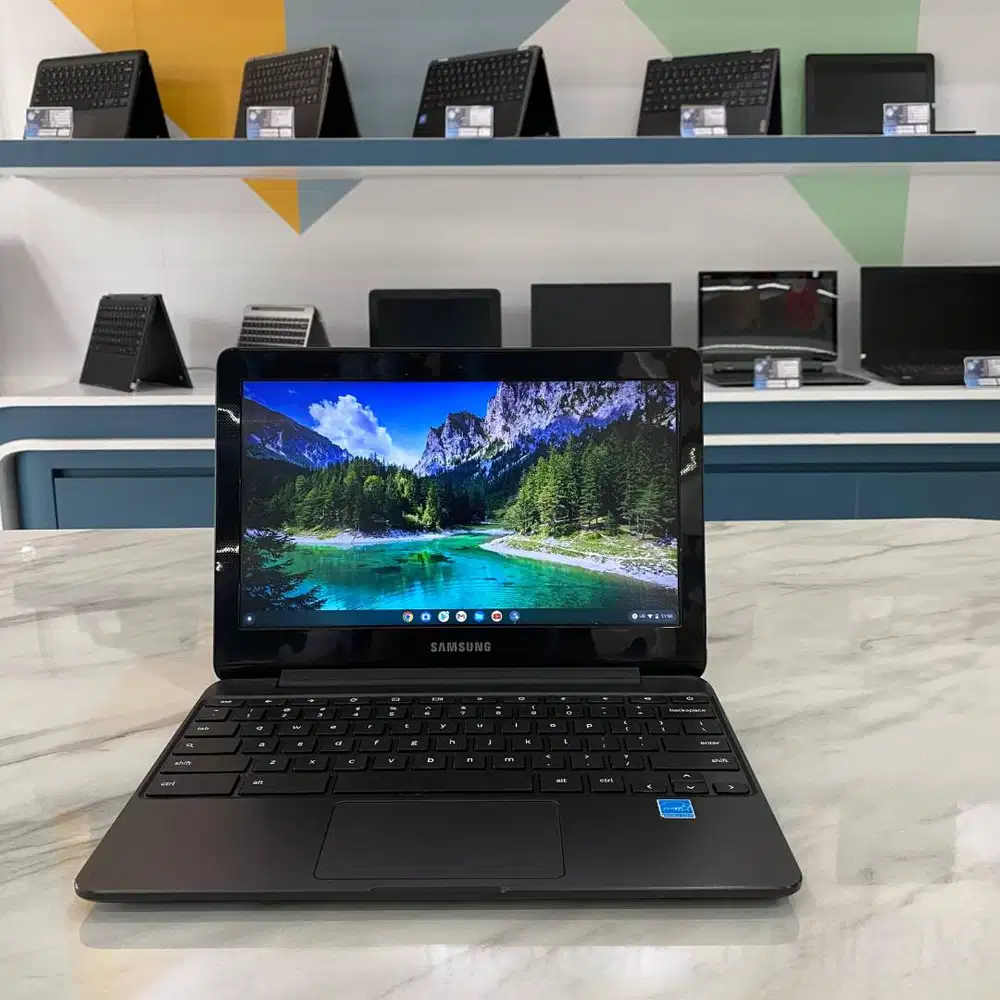 [S02] Laptop Editing 4GB SSD Siap Pakai