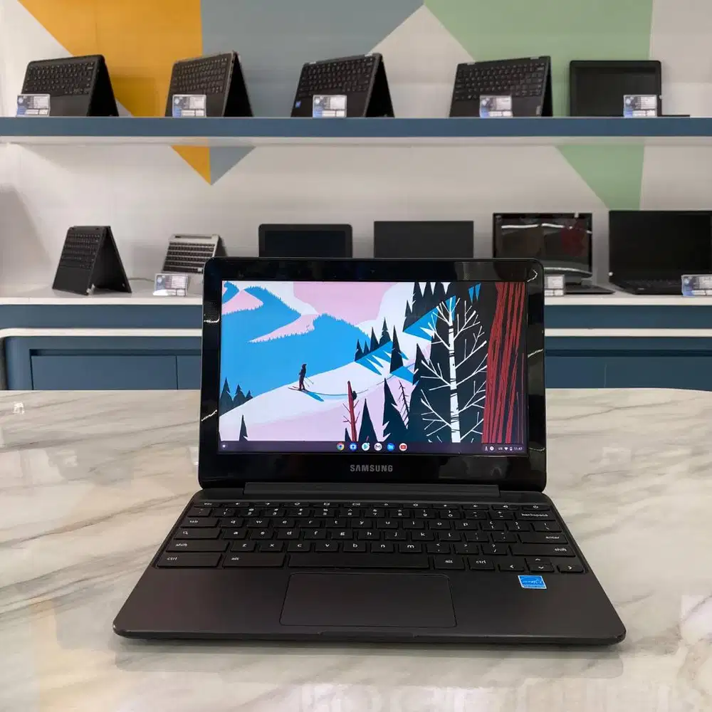 [S02] Laptop Editing Playstore 4GB SSD Siap Pakai