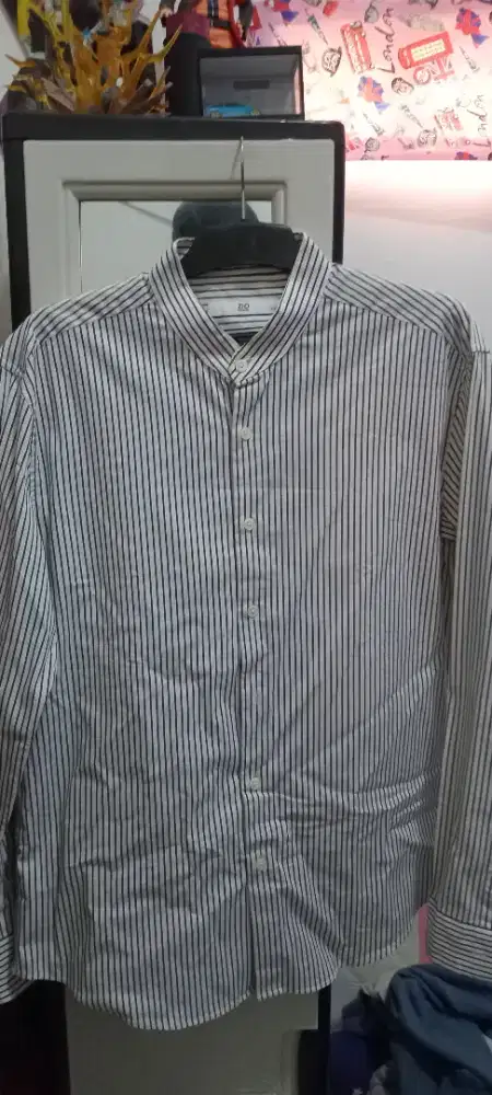 Dijual. Kemeja kerah sanghai motif salur. Bisa buat ngantor/ibadah