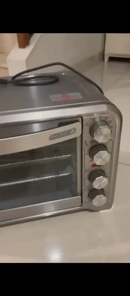 Oven panggang mitto