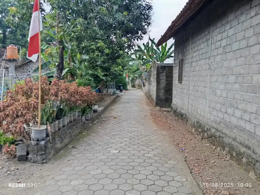 Tanah kecil timur perumahan Pertamina karangmojo Purwomartani Kalasan