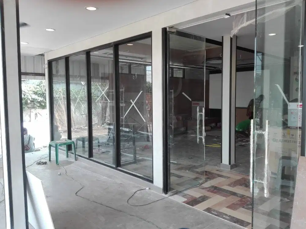 TUKANG KUSEN ALUMINIUM-KACA