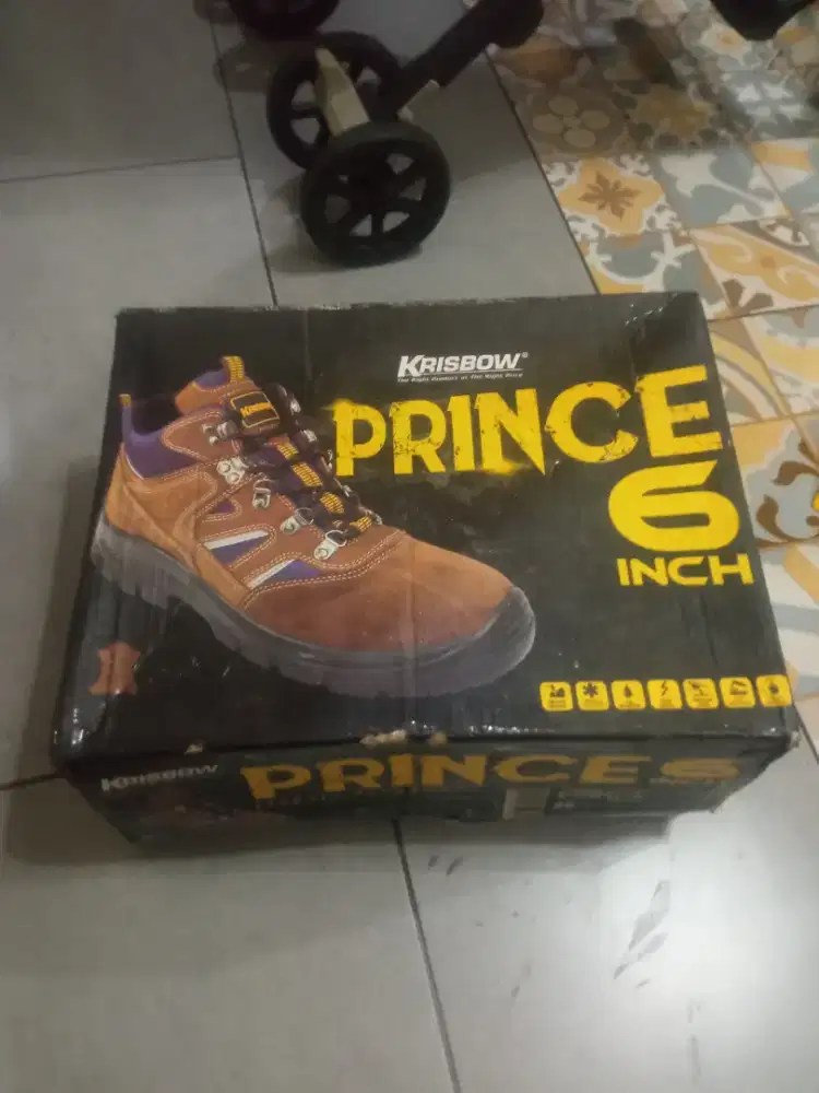 Sepatu krisbow size 39