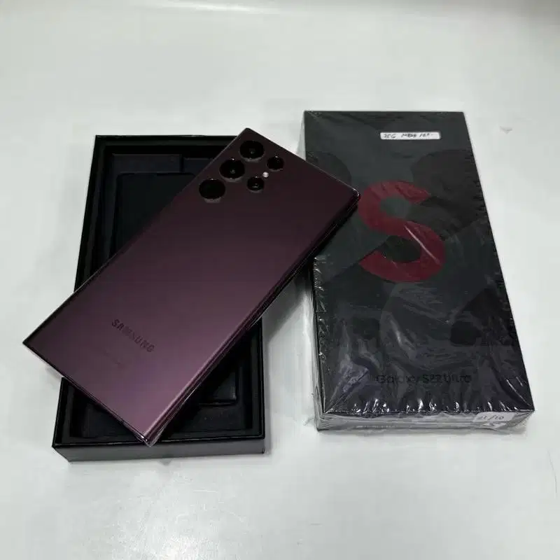 SAMSUNG S22 ULTRA 256GB MULUS SEPERTI BARU OPEN CICILAN DP 0% TT AJUKA